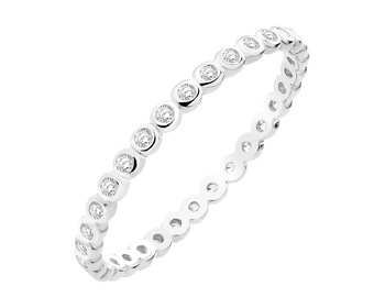 Silver ring with cubic zirconias