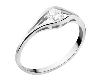 8ct White Gold Ring with Cubic Zirconia