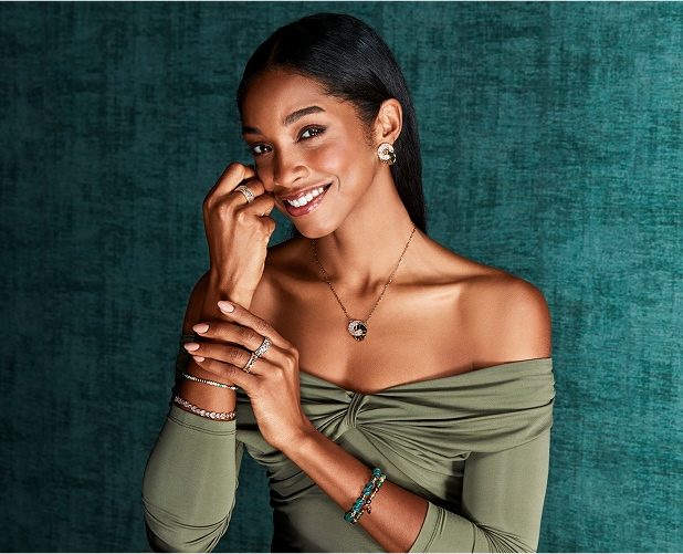 Yaritza Reyes-Zmysłowska in Artelioni jewellery styling